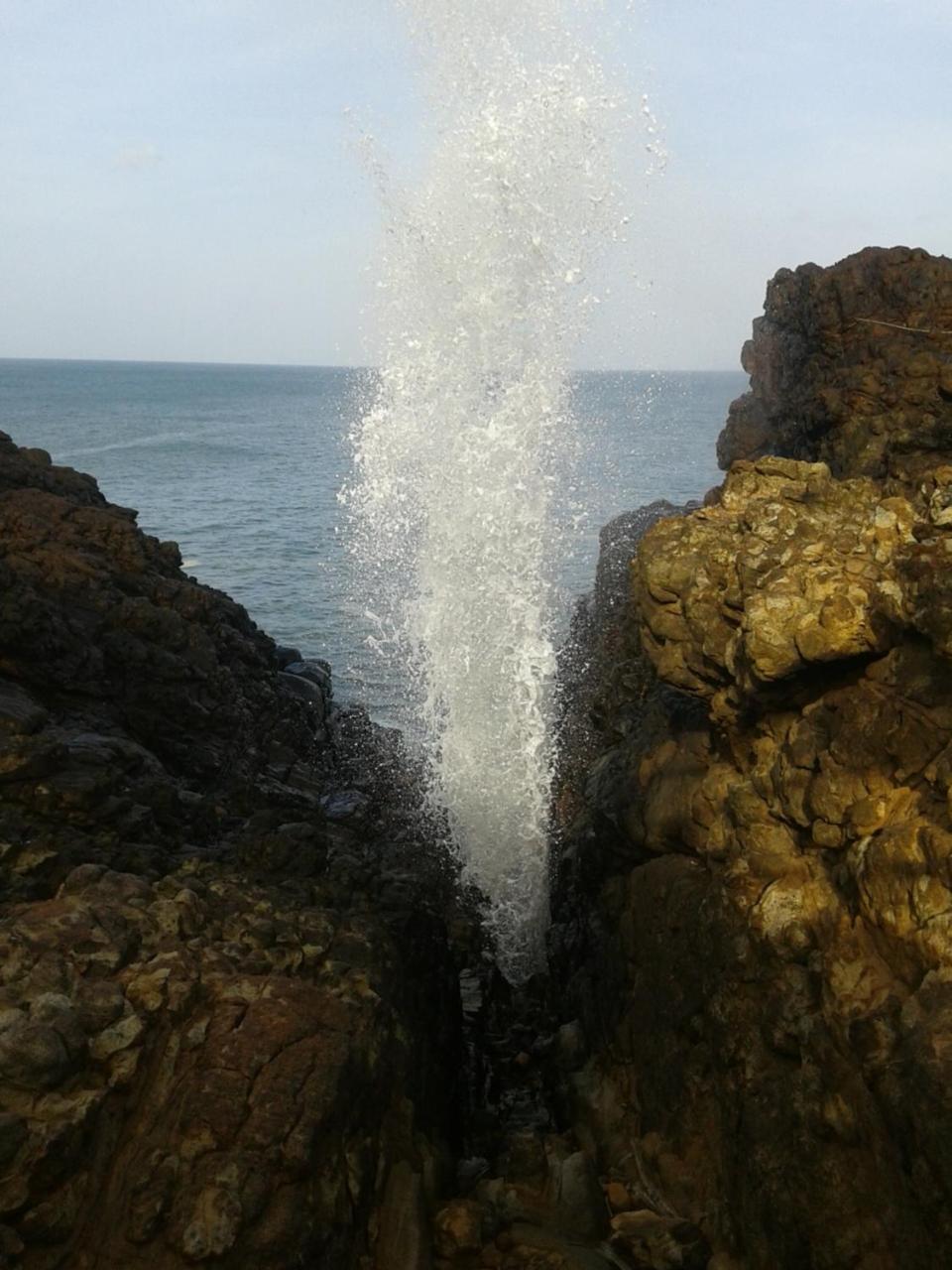 Sunset Surfing Beach Resort Matara Exterior foto